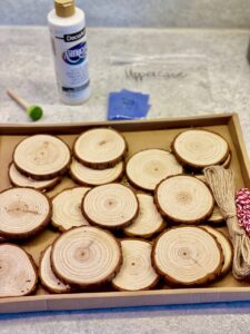 wood round garland materials