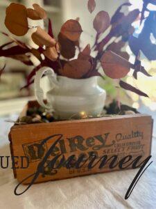 a thrifty Thanksgiving centerpiece with a vintage wooden crate