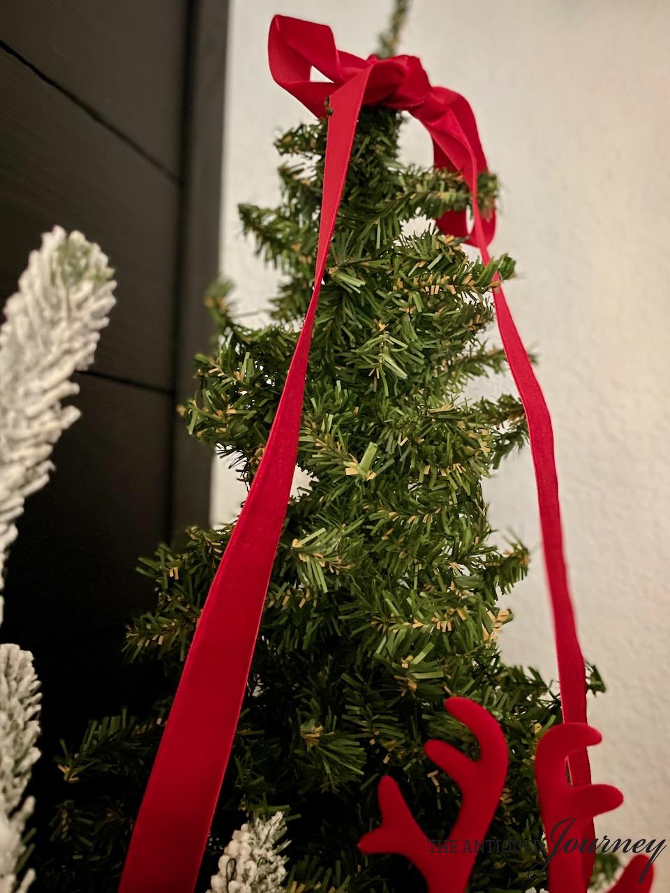 Decorating with Ribbon for Christmas: Budget-Friendly Elegance on a ...