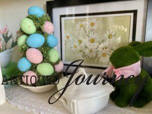 DIY Easter egg topiary in a hutch
